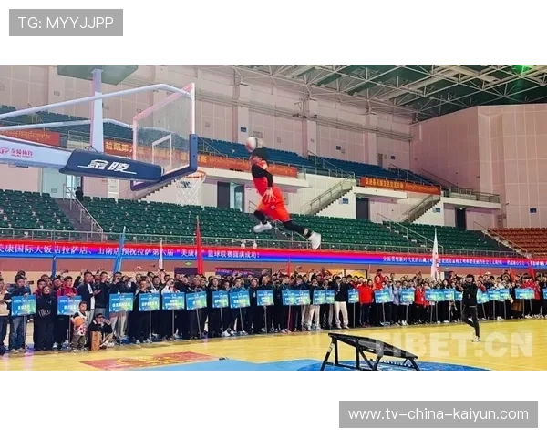 蹦床跳跃大赛,空中舞者的精彩绽放,蹦床跳跃动作 蹦床跳跃大赛,空中舞者的精彩绽放,蹦床跳跃动作